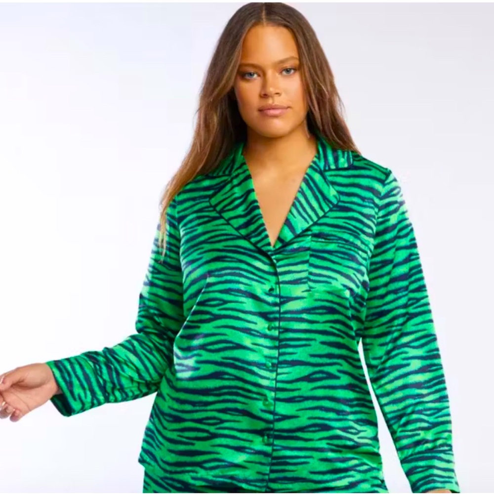 Savage X Fenty Green Zebra Print Satin Pajama Top Size XL